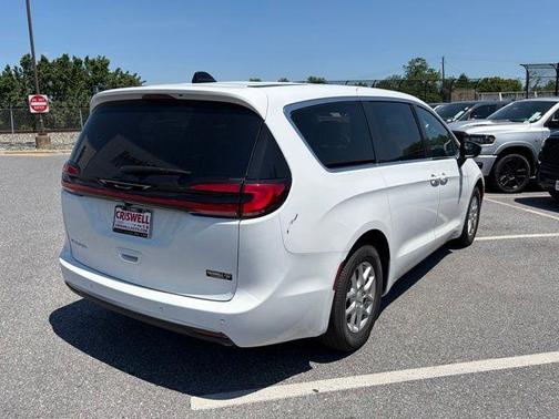 White 2027 Chrysler Pacifica SELECT