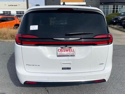 2026 Chrysler Pacifica Pinnacle