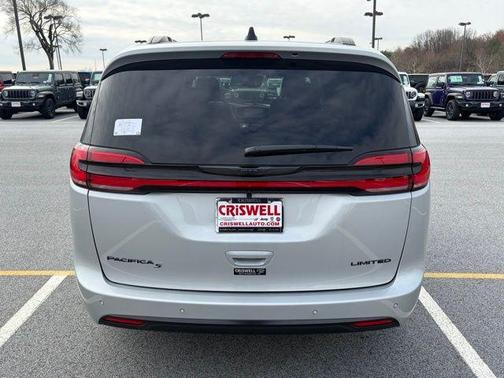 2026 Chrysler Pacifica Limited