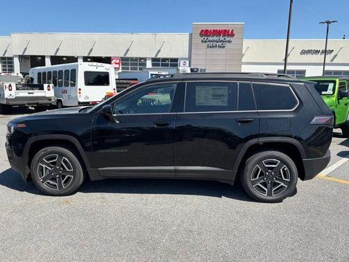 2026 Jeep Cherokee LAREDO/LIMITED