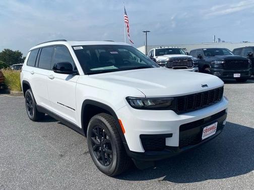 2025 Jeep Grand Cherokee L Laredo