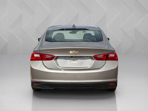 Mineral Gray Metallic 2023 Chevrolet Malibu FWD 1LT