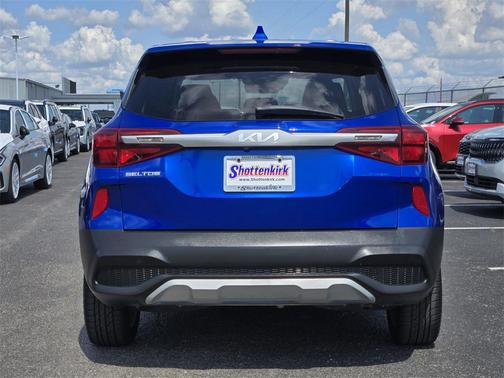 2023 Kia Seltos LX
