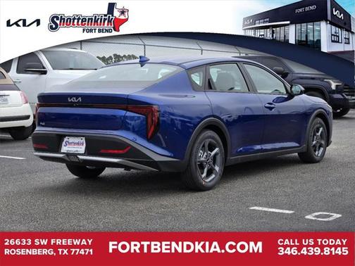 2025 Kia K4 LXS