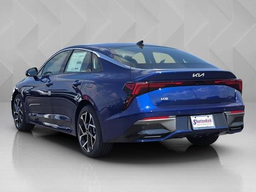2026 Kia K5 EX