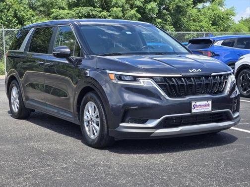 2024 Kia Carnival LX