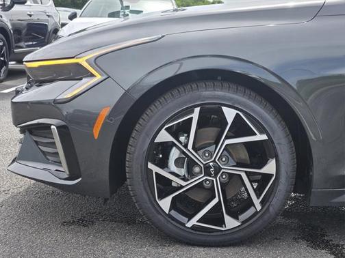 2025 Kia K5 EX