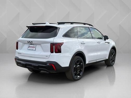 Glacial White Pearl 2026 Kia Sorento SX