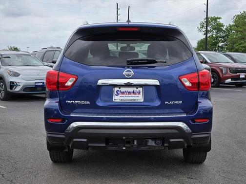 2018 Nissan Pathfinder Platinum