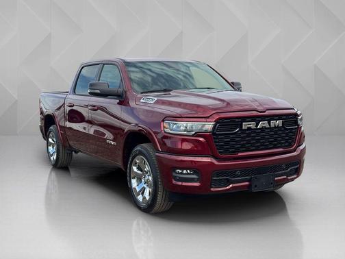 Delmonico Red Pearlcoat 2025 RAM 1500 Big Horn/Lone Star