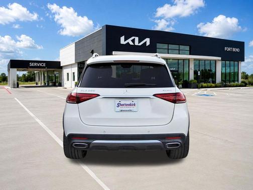White 2020 Mercedes-Benz GLE 350 4MATIC