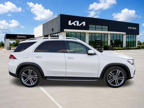 White 2020 Mercedes-Benz GLE 350 4MATIC