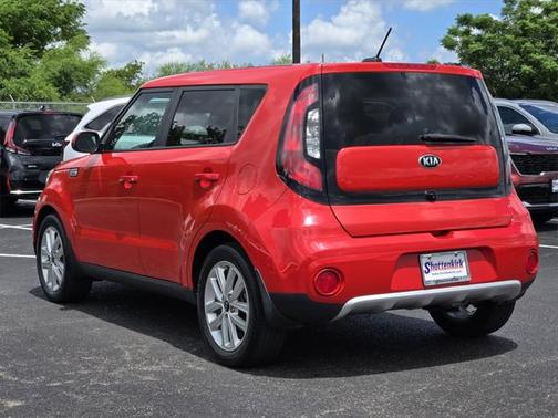 2017 Kia Soul +