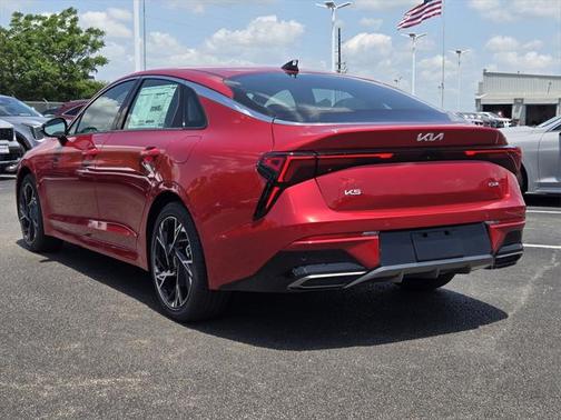 2025 Kia K5 GT-Line