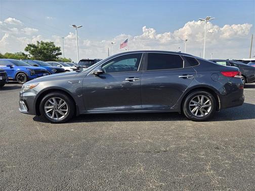2020 Kia Optima LX
