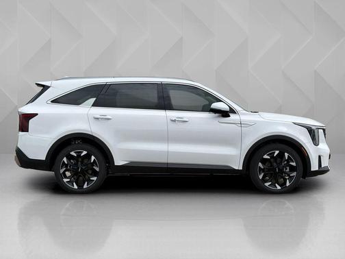 Glacial White Pearl 2026 Kia Sorento SX