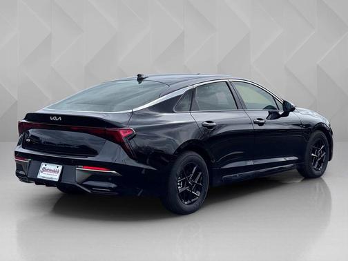 2026 Kia K5 LXS