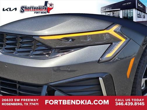 2025 Kia K5 EX