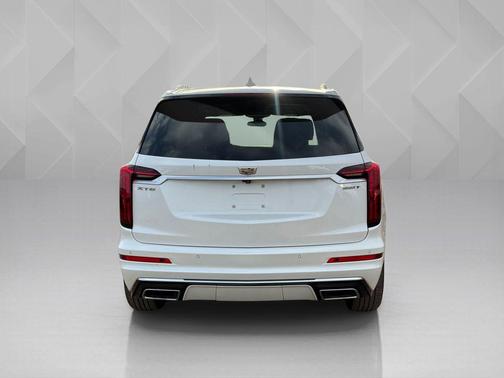 Crystal White Tricoat 2023 Cadillac XT6 Luxury FWD