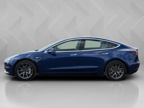 2019 Tesla Model 3 Standard Range