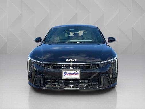 Black Pearl 2026 Kia K4 GT-Line Turbo