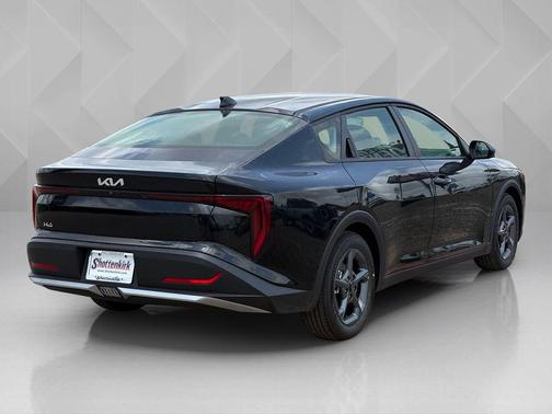 Aurora Black 2026 Kia K4 LXS