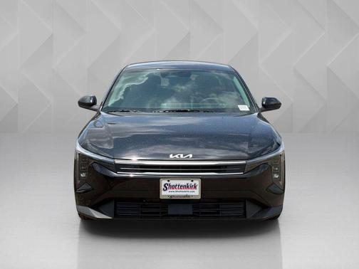 Aurora Black 2026 Kia K4 LXS