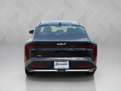 Aurora Black 2026 Kia K4 LXS