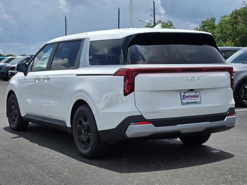 2025 Kia Carnival LXS