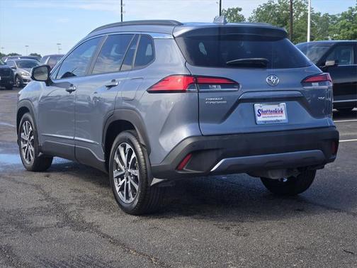 2022 Toyota Corolla Cross XLE
