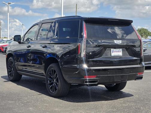 2023 Cadillac Escalade Sport