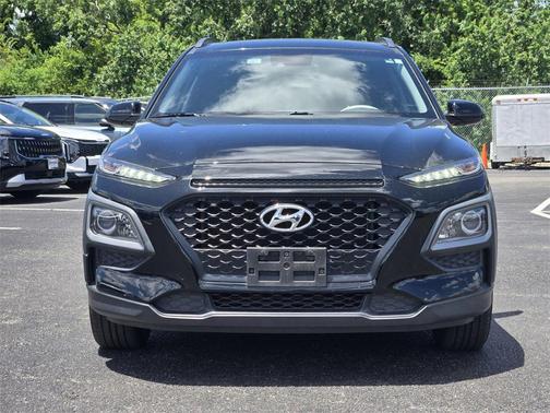 2021 Hyundai KONA SEL