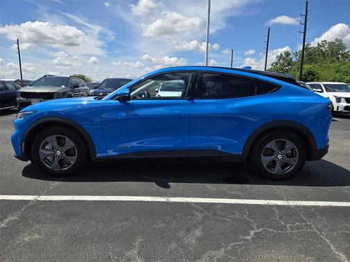 2022 Ford Mustang Mach-E Select