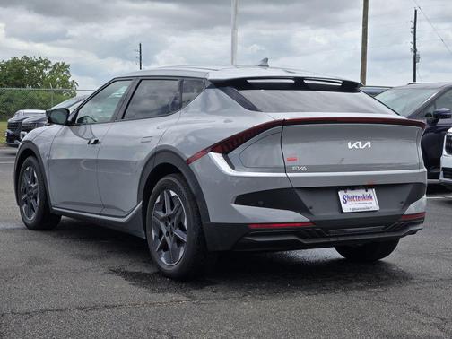 Wolf Gray 2025 Kia EV6 Light Long Range