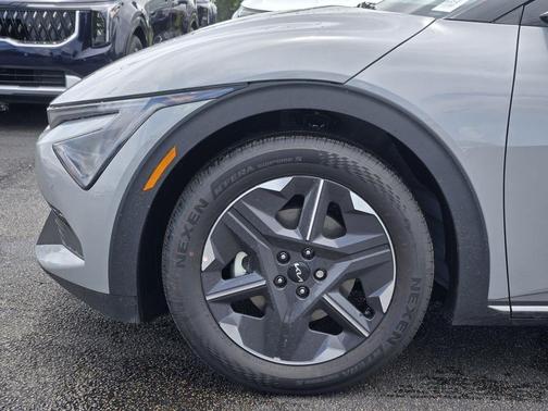Wolf Gray 2025 Kia EV6 Light Long Range