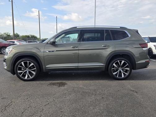 2025 Volkswagen Atlas 2.0T SEL Premium R-Line 4MOTION