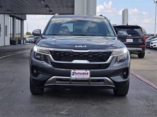 2023 Kia Seltos EX