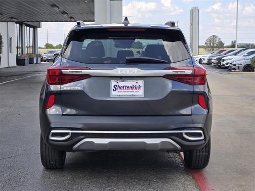2023 Kia Seltos EX