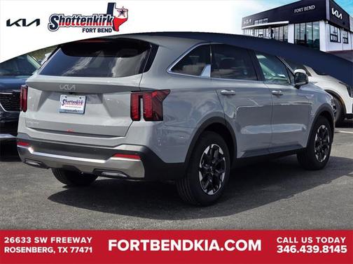 2025 Kia Sorento S