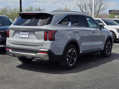 2025 Kia Sorento S