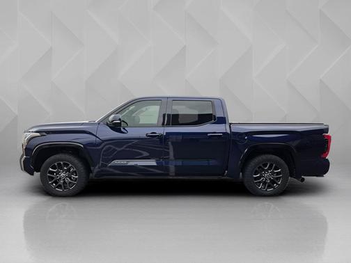 2022 Toyota Tundra Platinum