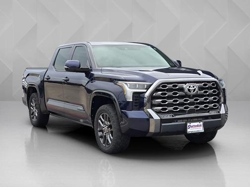 2022 Toyota Tundra Platinum