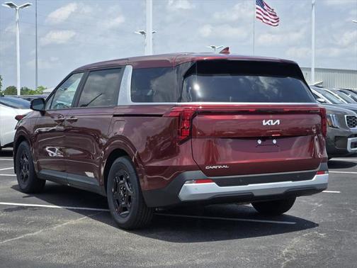 2025 Kia Carnival LXS