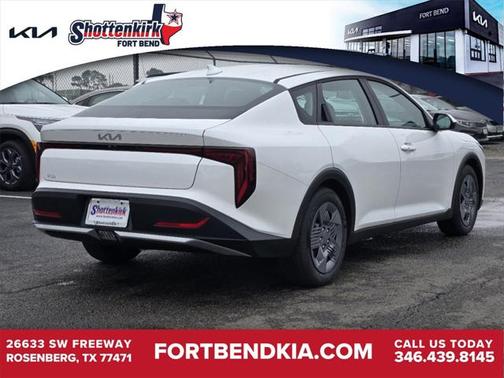 2025 Kia K4 LX