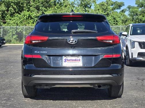 2019 Hyundai TUCSON SE