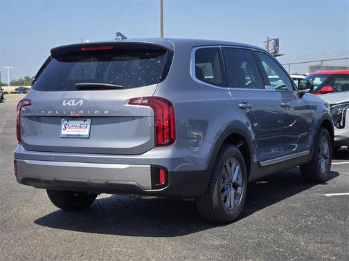 2025 Kia Telluride LX