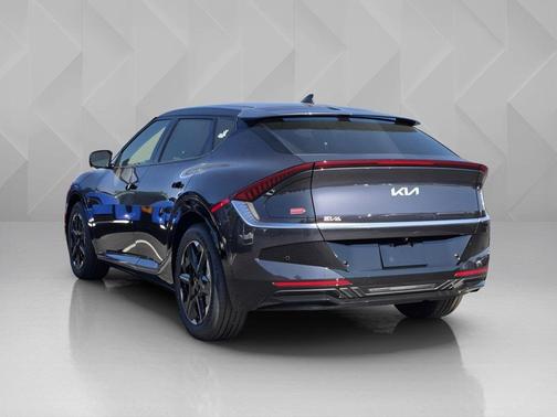 2025 Kia EV6 Wind