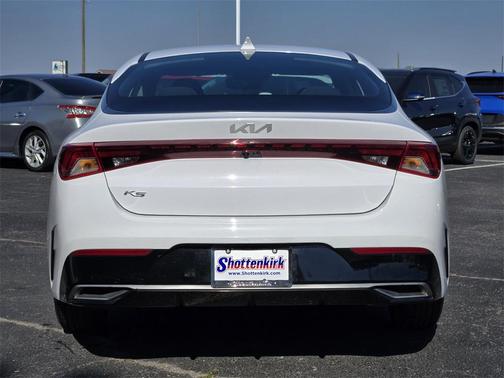 2022 Kia K5 LXS