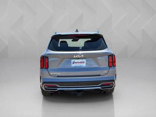 Everlasting Silver 2023 Kia Sorento SX