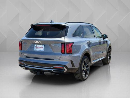 Everlasting Silver 2023 Kia Sorento SX